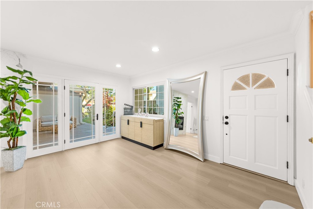 54 Willow Tree