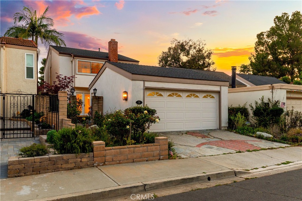 54 Willow Tree