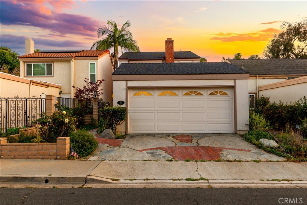 54 Willow Tree
