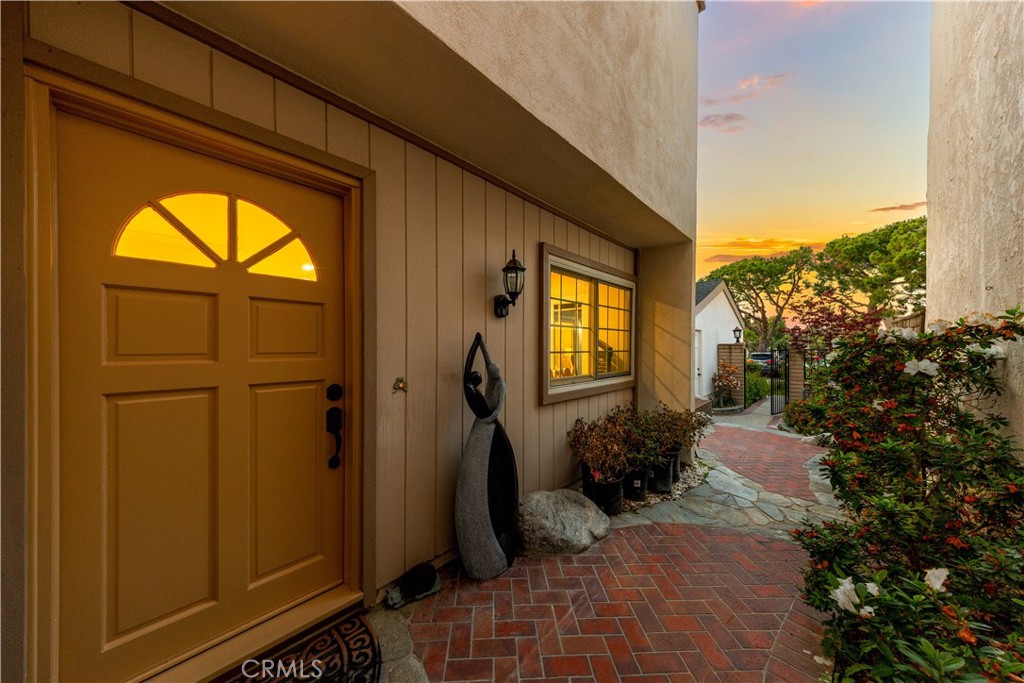 54 Willow Tree