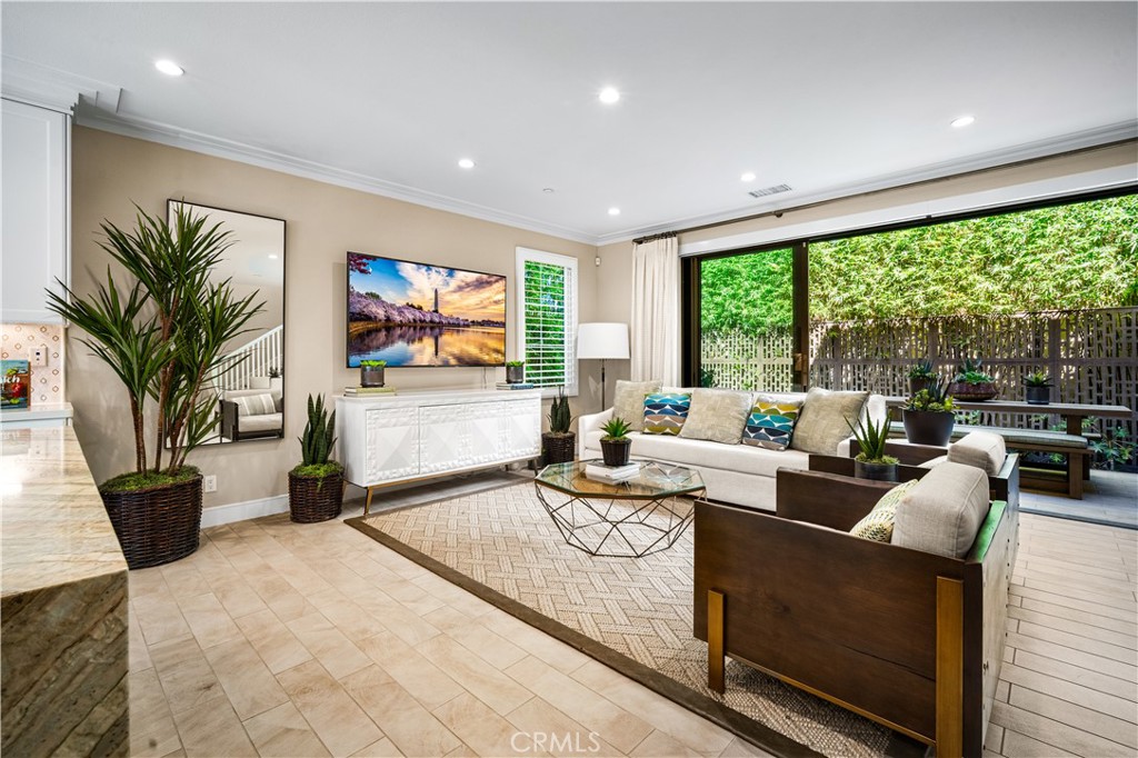 166 Villa Ridge