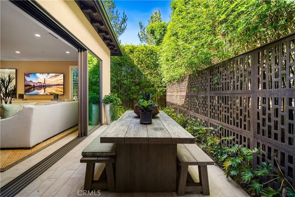 166 Villa Ridge
