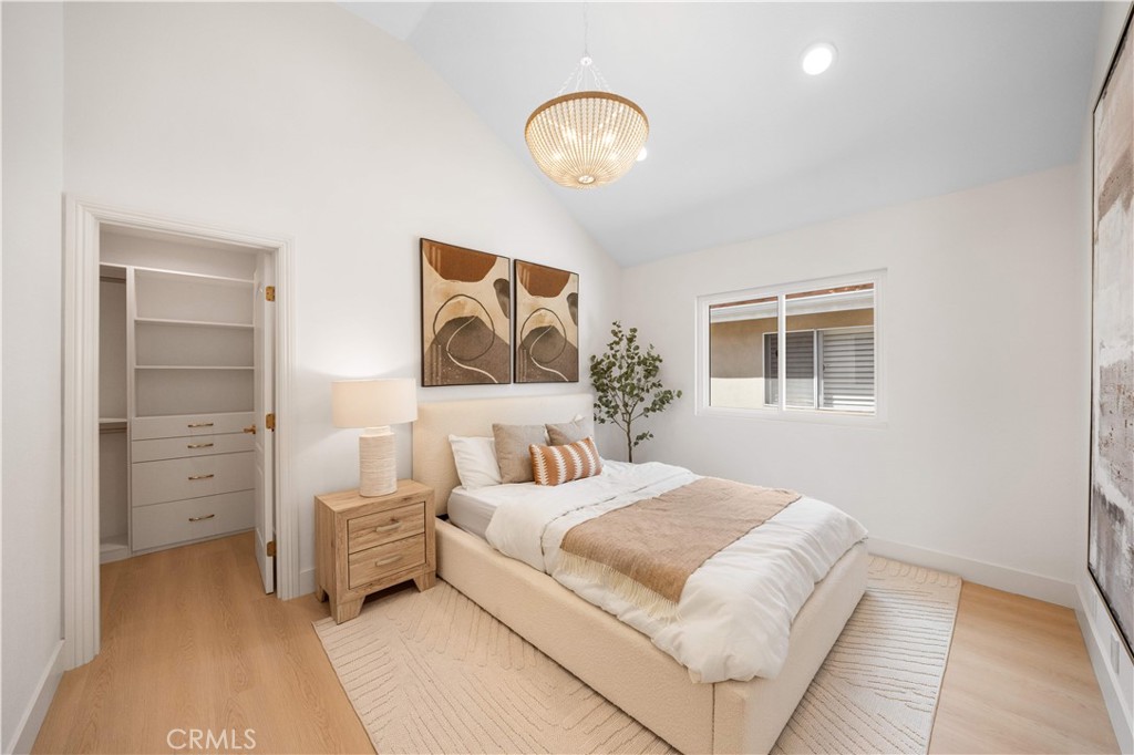 22241 Birchleaf