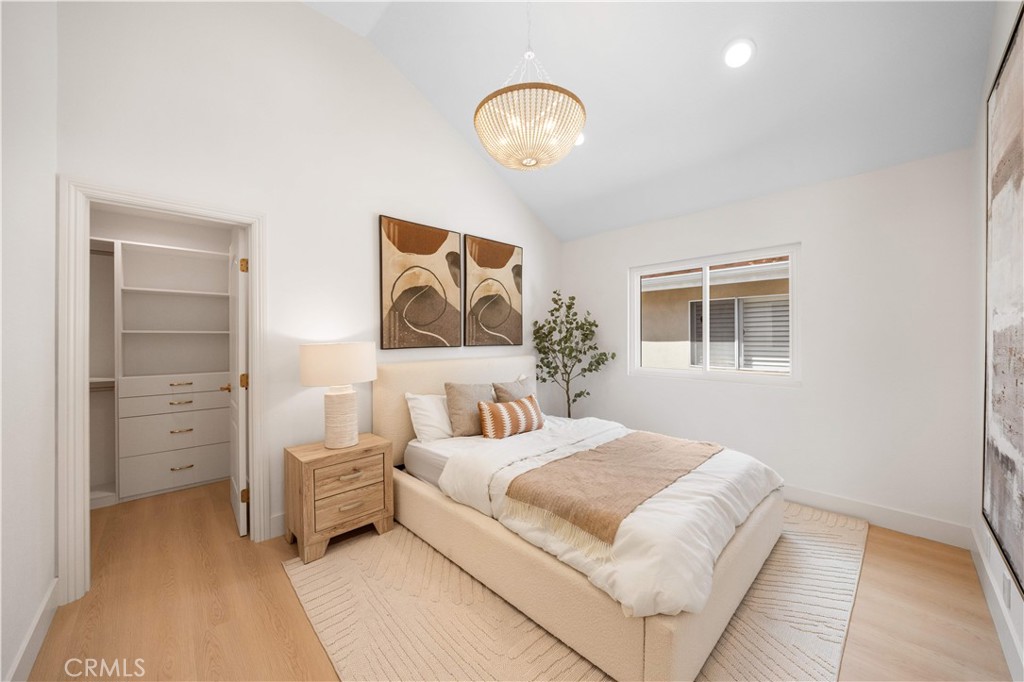 22241 Birchleaf