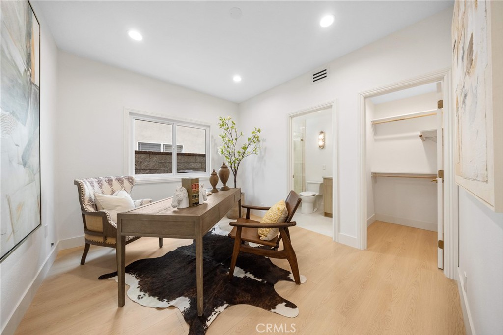 22241 Birchleaf