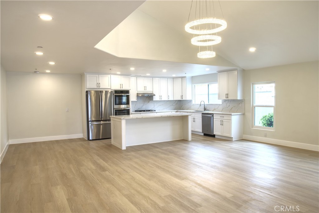 1308 Elm