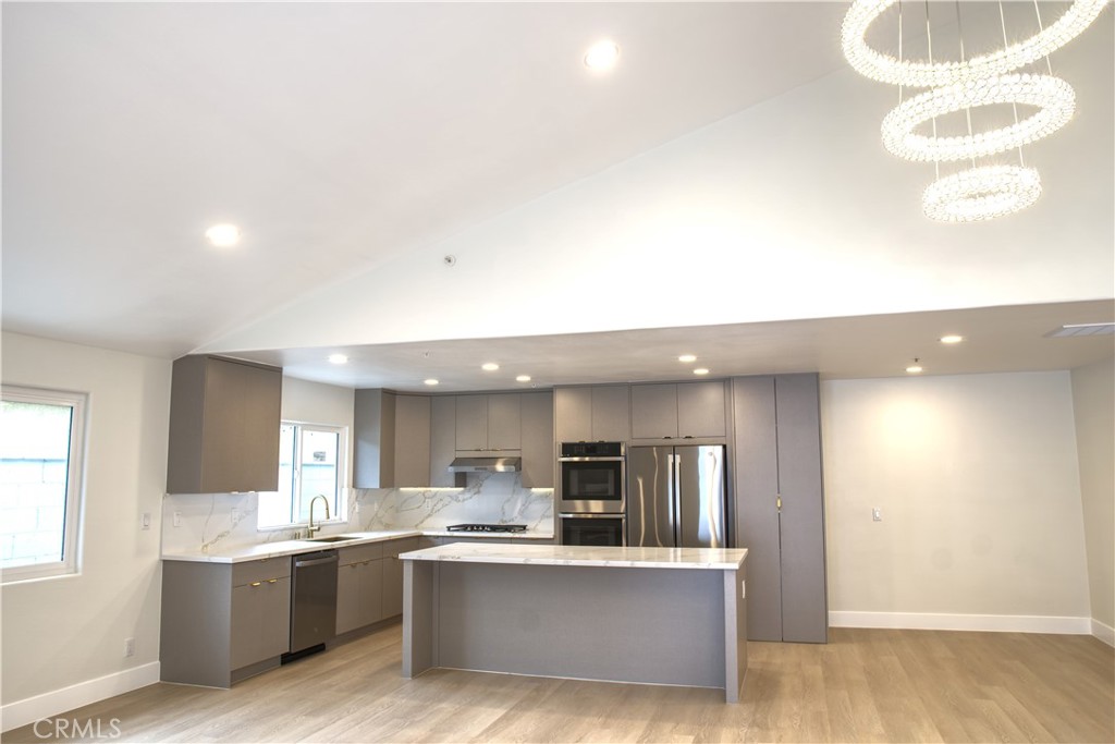 1310 Elm