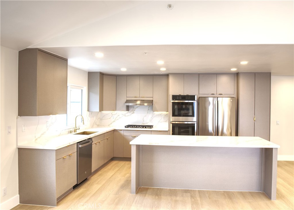 1310 Elm
