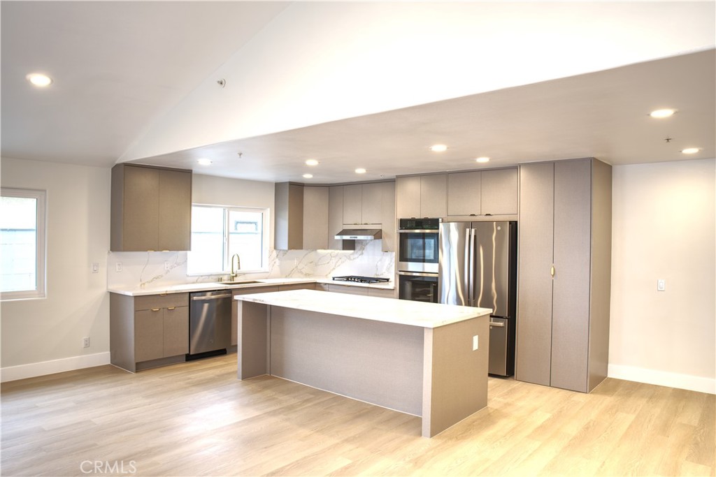 1310 Elm