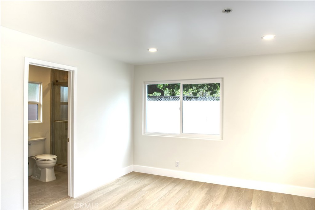 1310 Elm