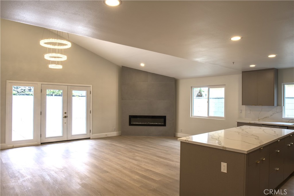 1310 Elm