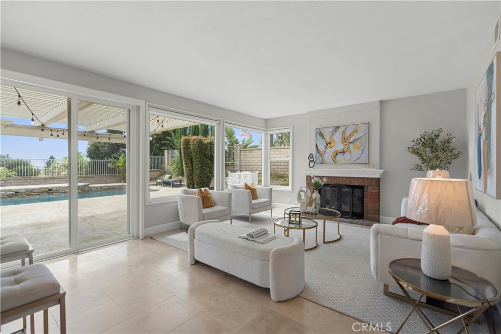 5415 Los Monteros