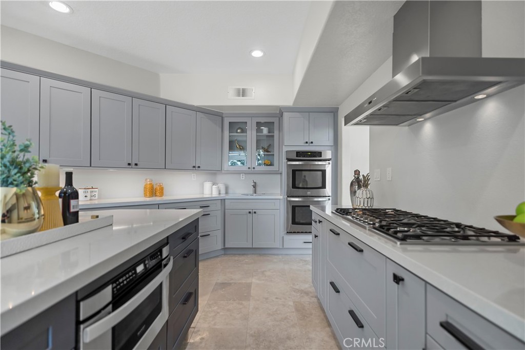 5415 Los Monteros