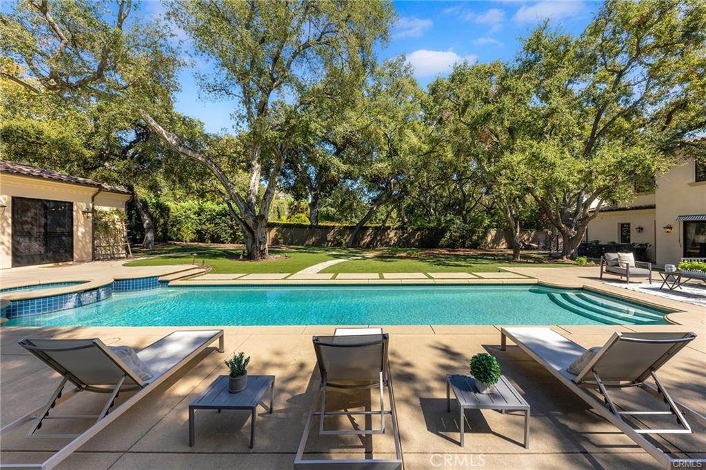 81 Hacienda Drive