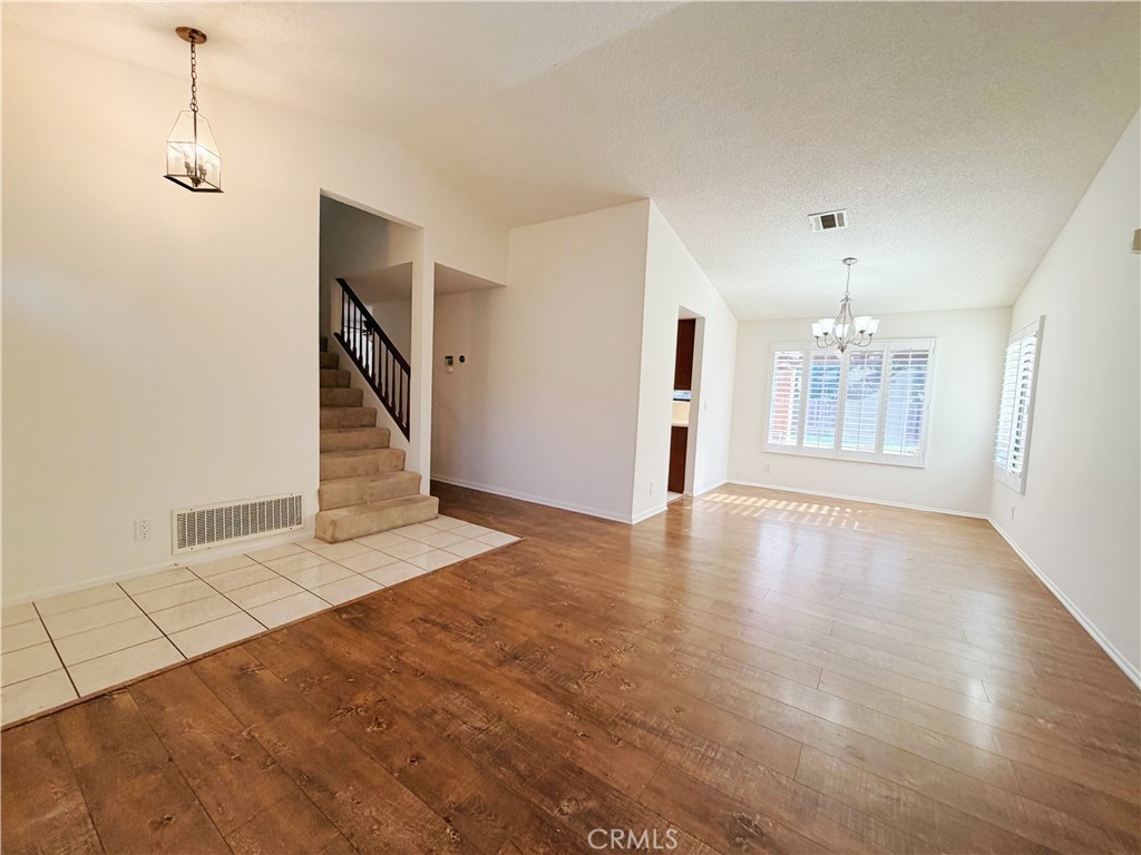 2454 Hillman Ln