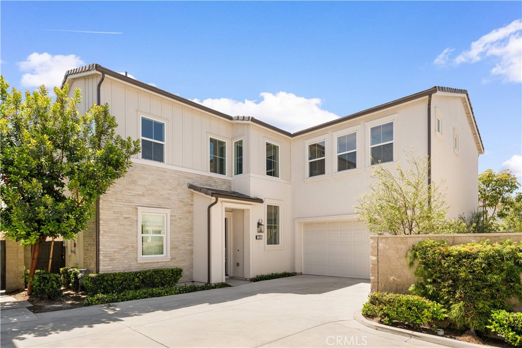 220 Edna Pkwy