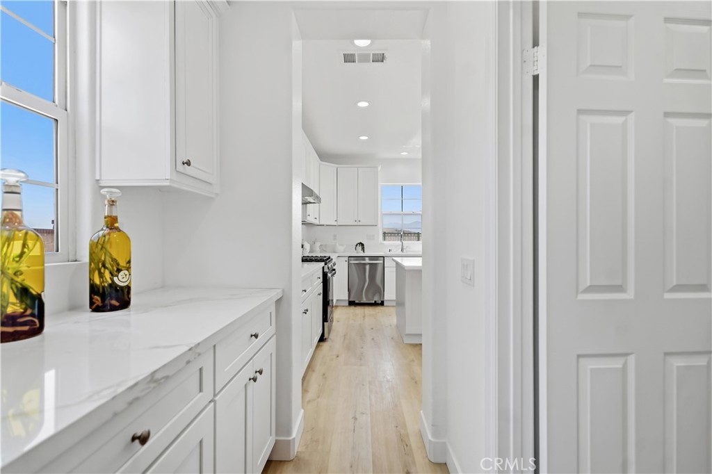 5065 Highview
