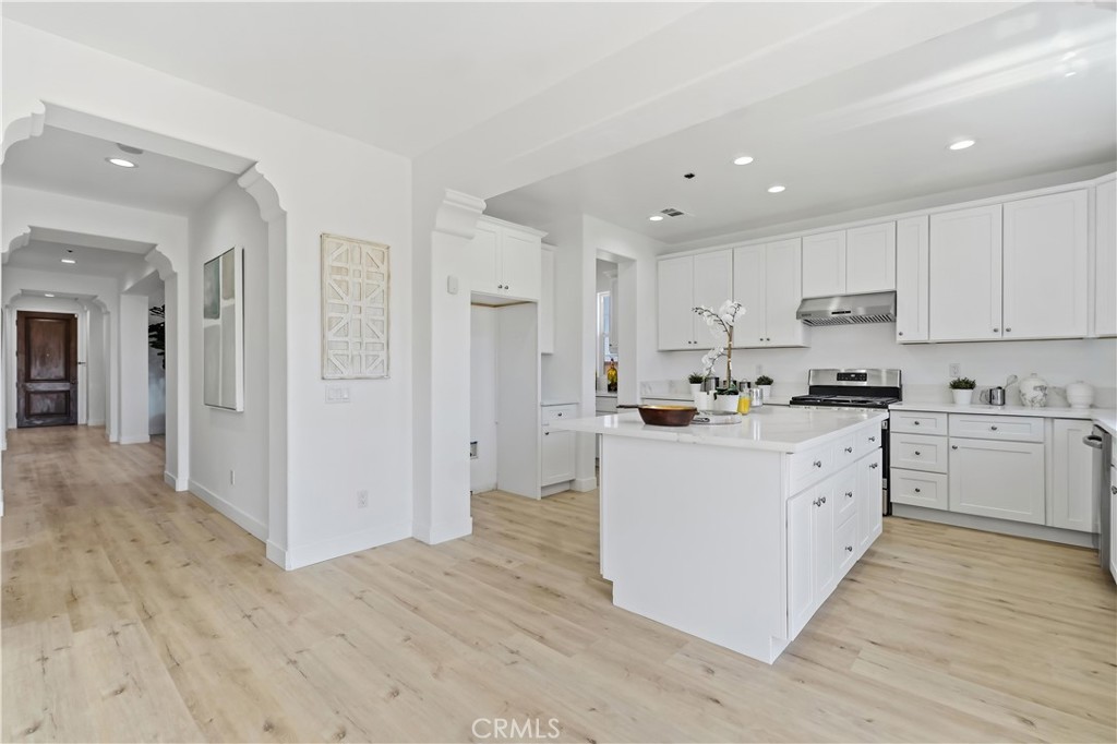 5065 Highview