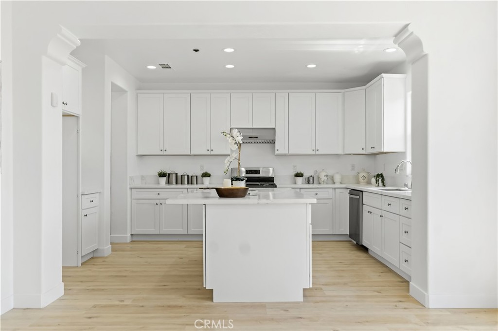 5065 Highview