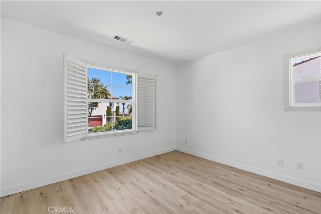 5065 Highview