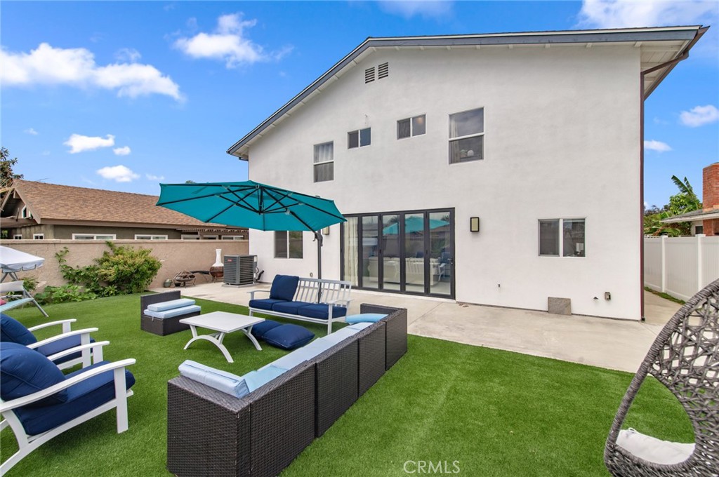 4512 Robinwood