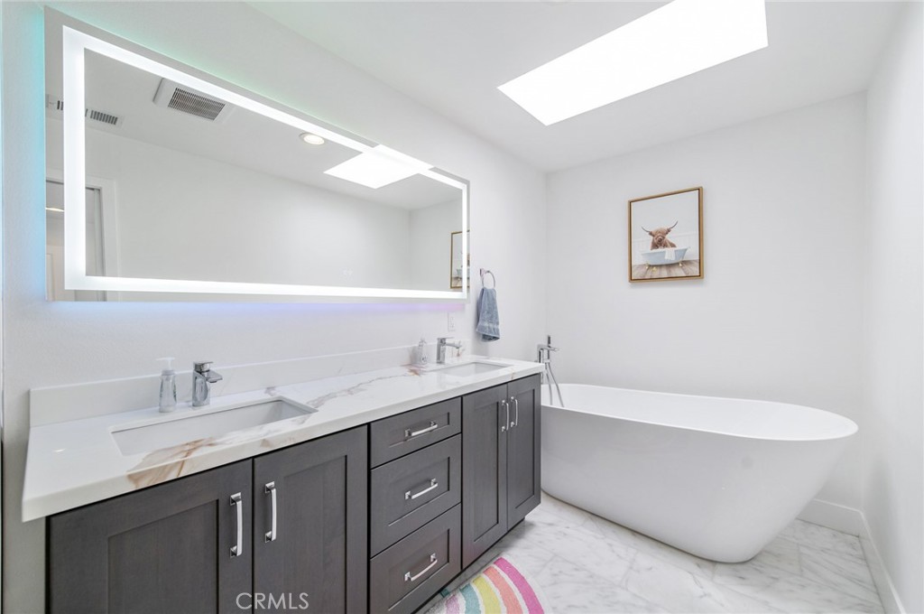 4512 Robinwood