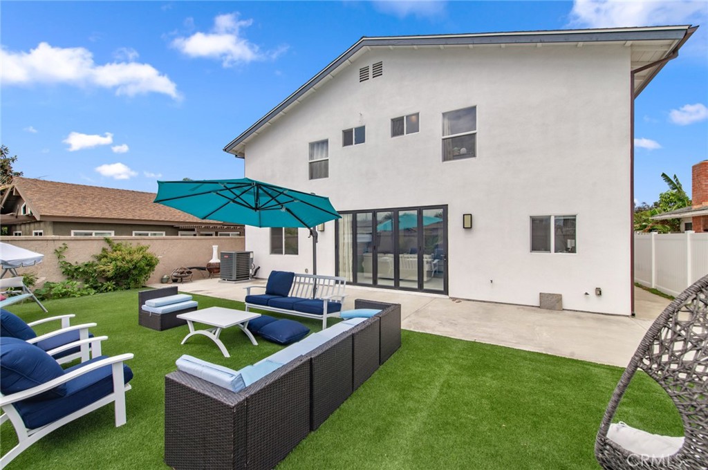 4512 Robinwood