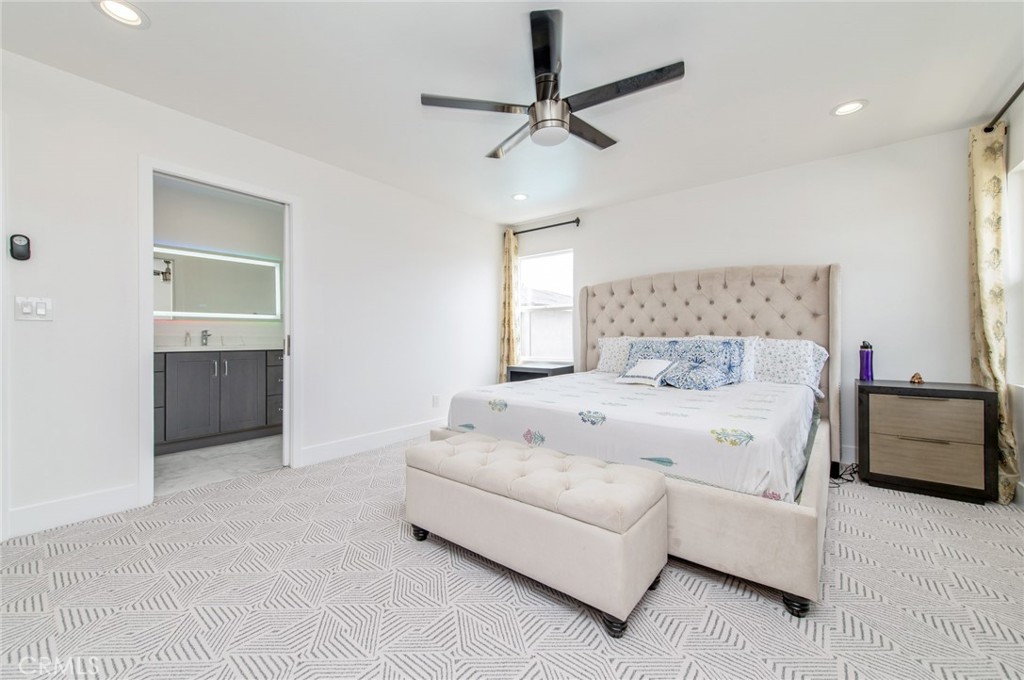 4512 Robinwood