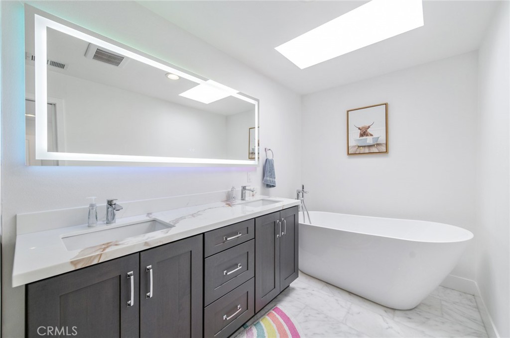 4512 Robinwood