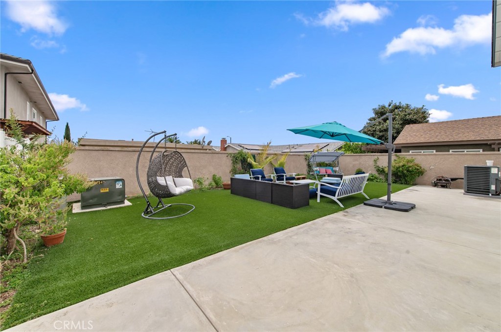 4512 Robinwood