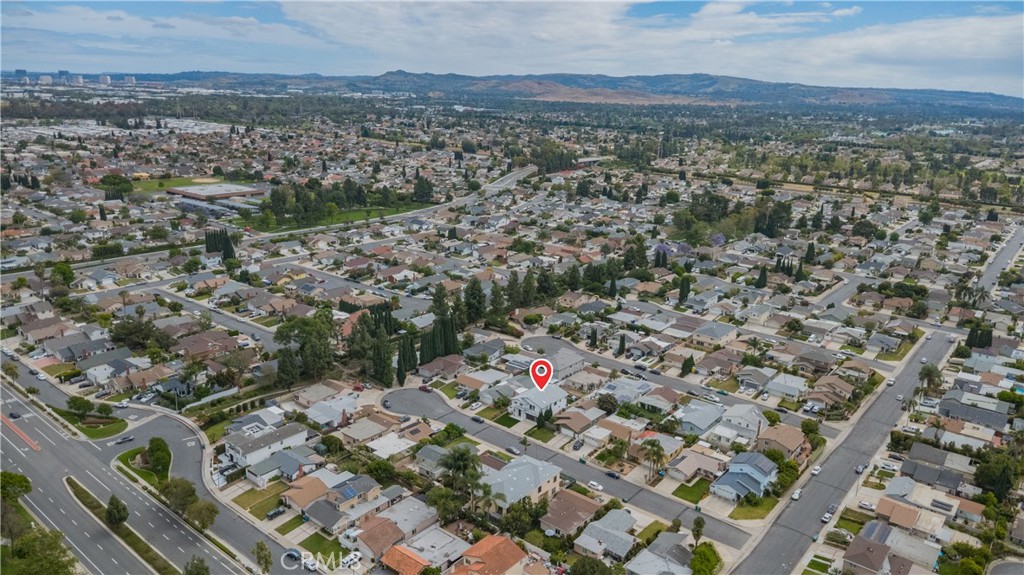 4512 Robinwood