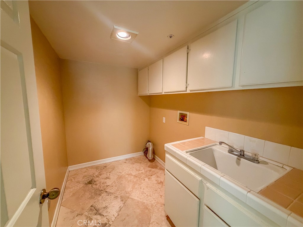 6588 Bradford Court
