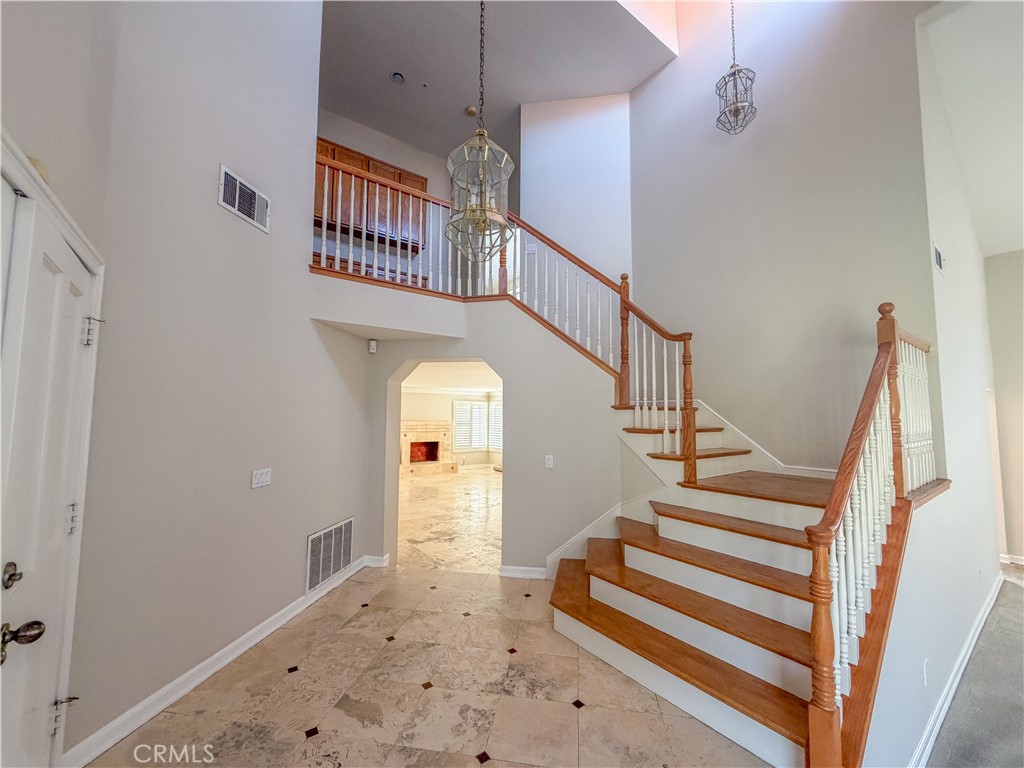 6588 Bradford Court