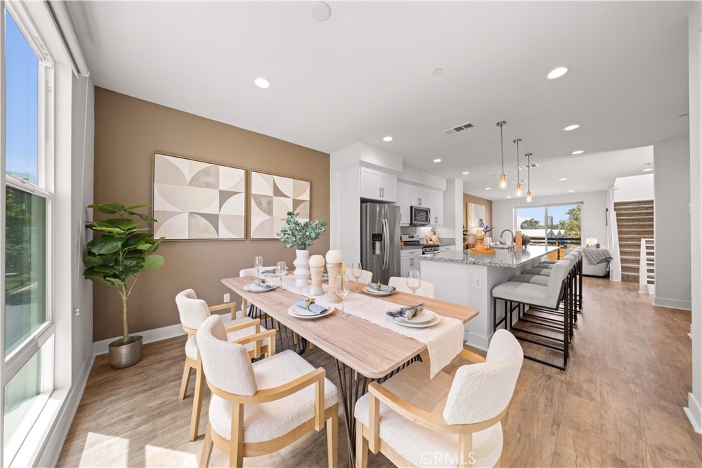 645 W 17th