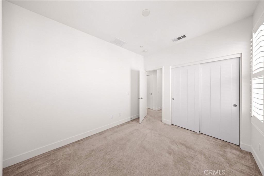 645 W 17th