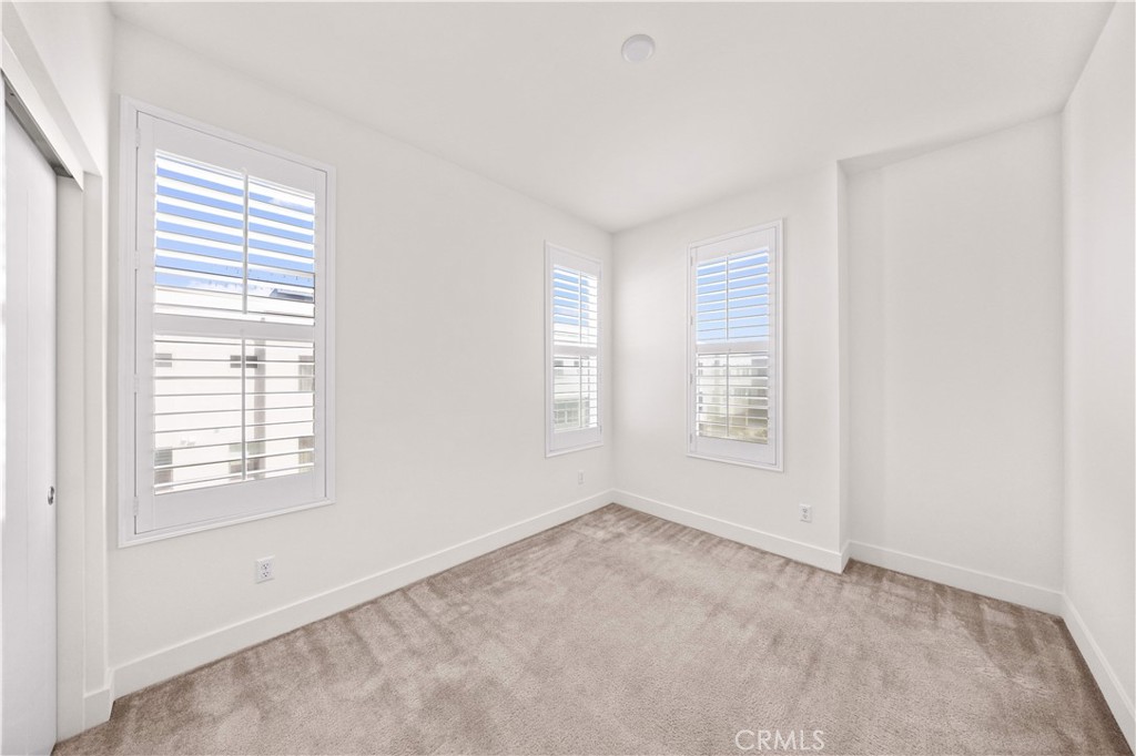 645 W 17th