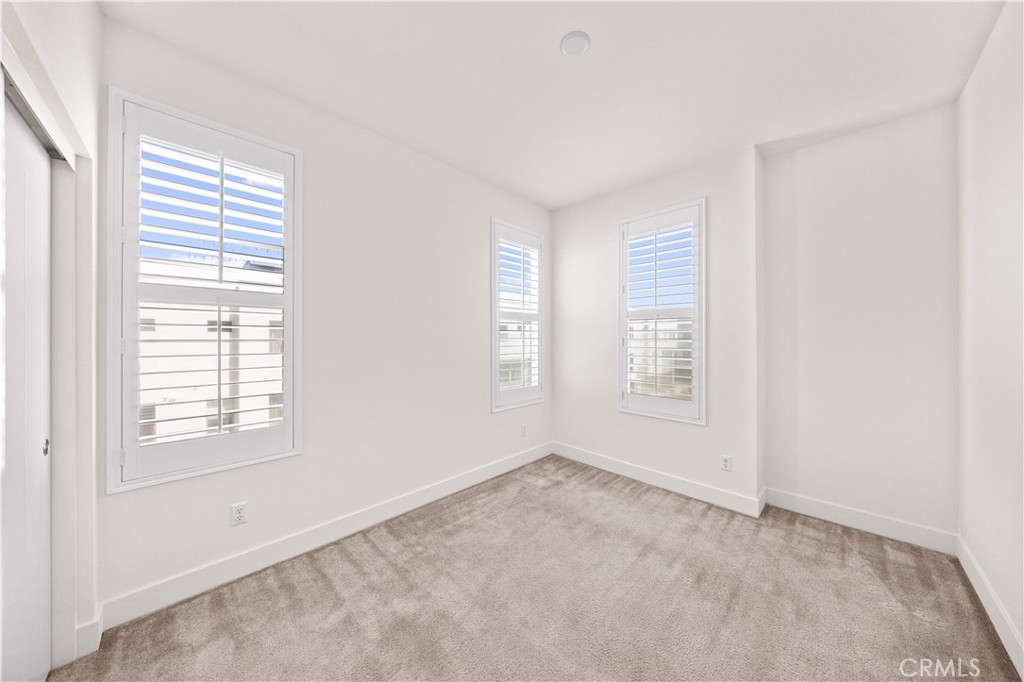 645 W 17th
