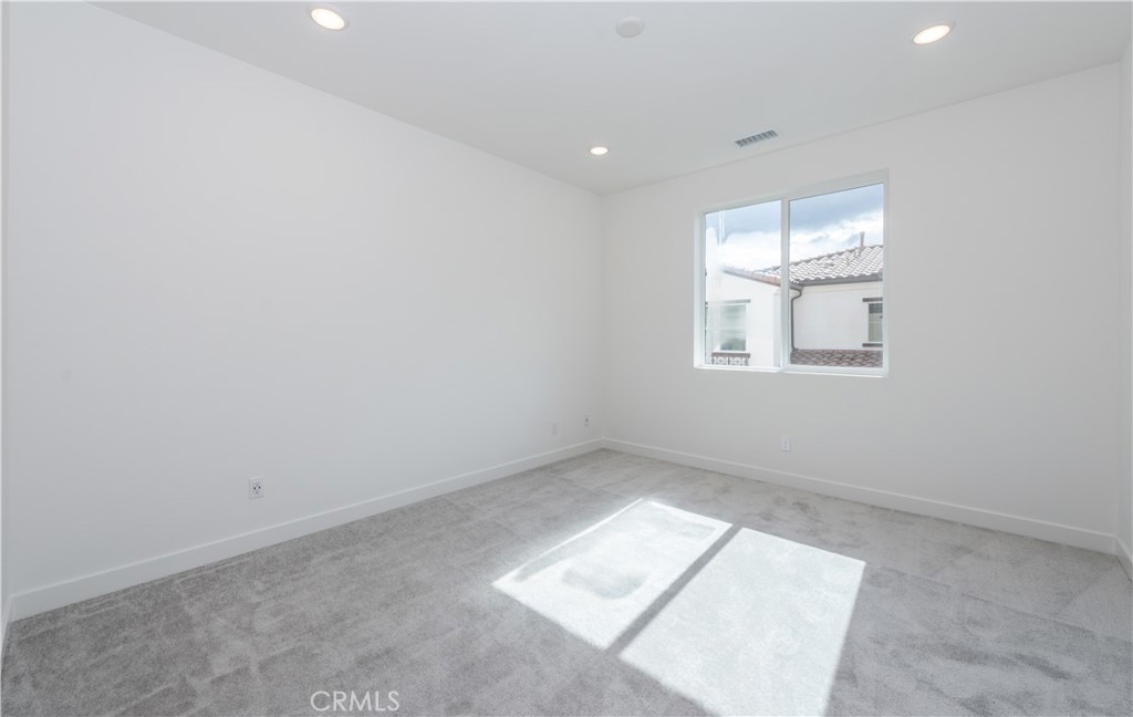 2317 W Broadway 46