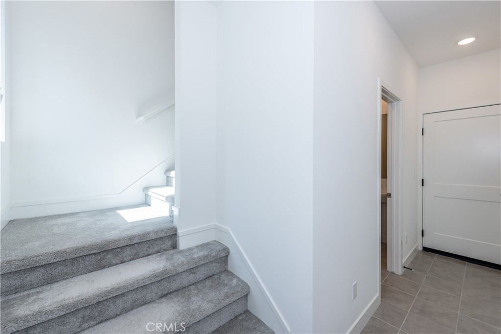 2317 W Broadway 46