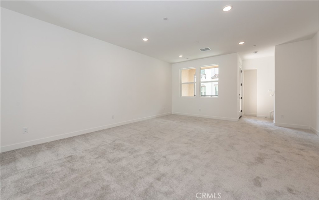 2317 W Broadway 46