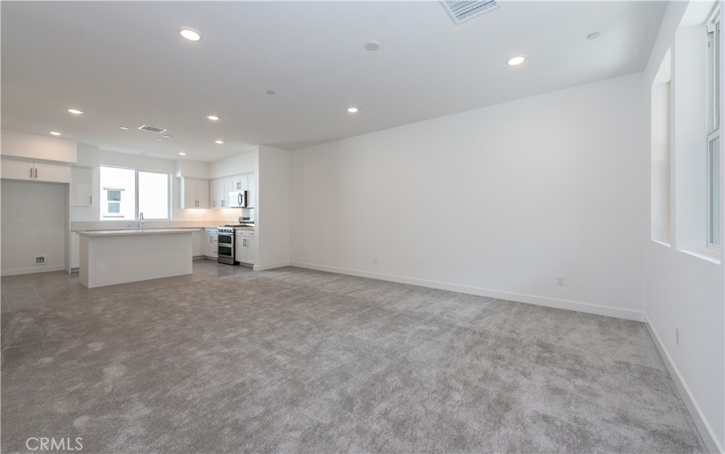 2317 W Broadway 46