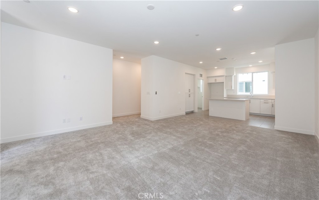 2317 W Broadway 46