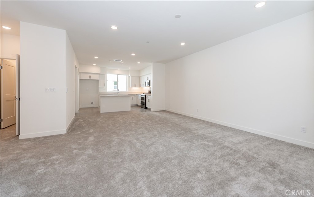 2317 W Broadway 46