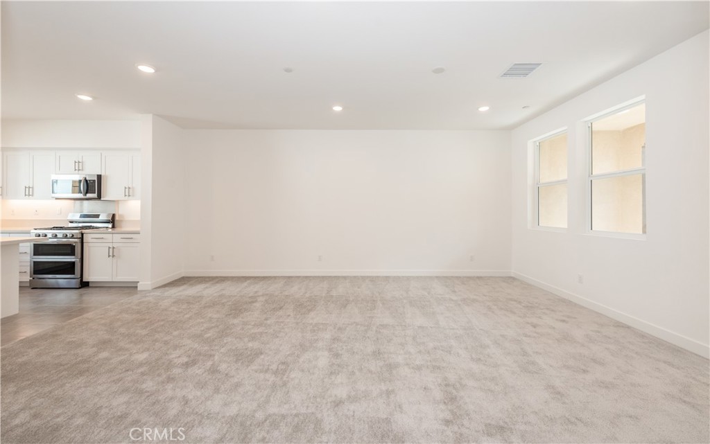 2317 W Broadway 46