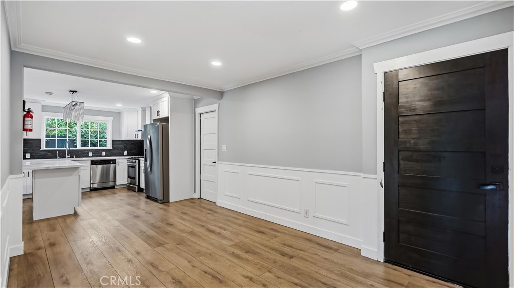 726 W Franklin