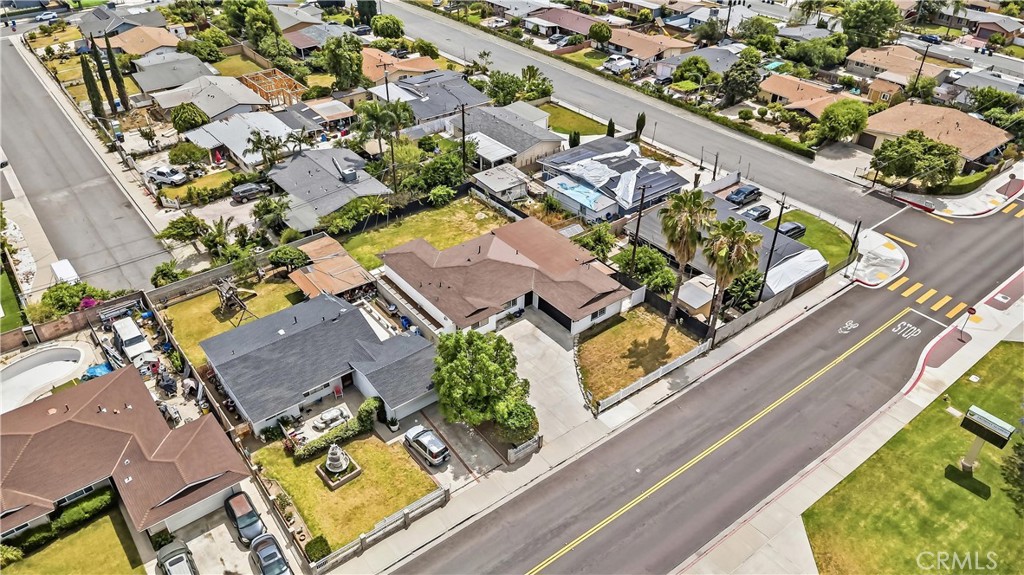 726 W Franklin
