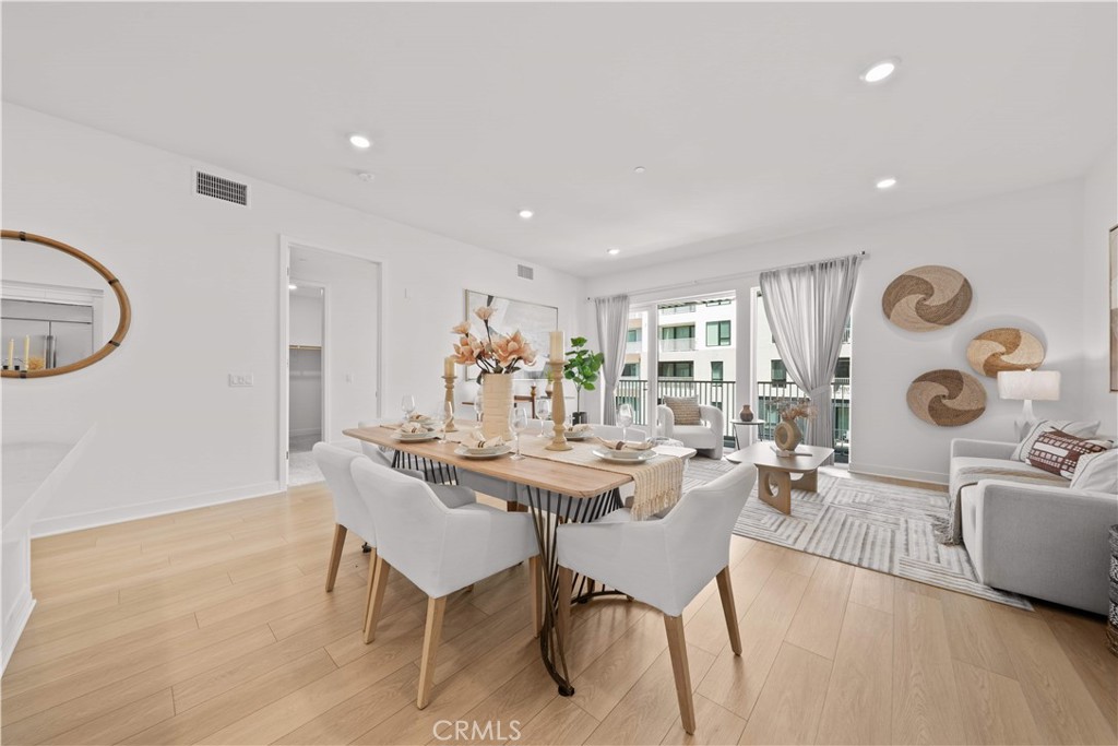 2510 Rivington