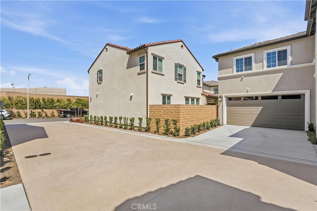 575 Patten Avenue