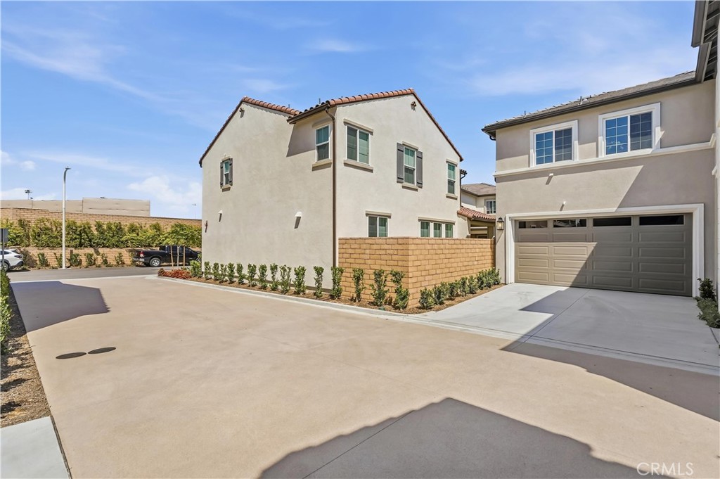 575 Patten Avenue