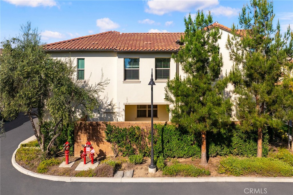 117 Henson